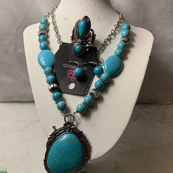 paparazzi Jewelry - Paparazzi Turquoise and Silver Necklace Set